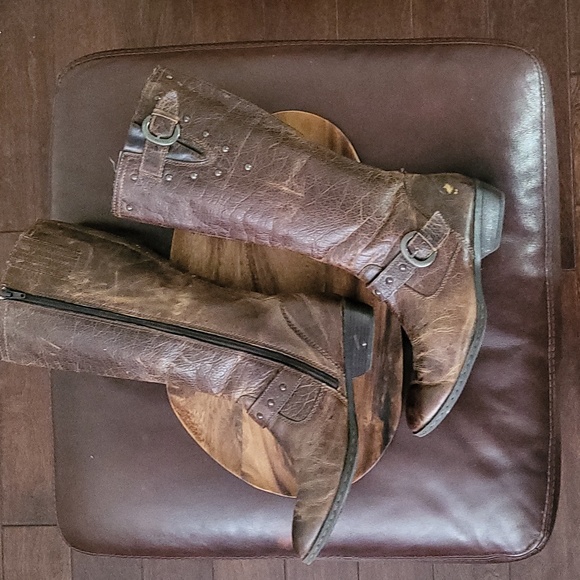 BOC Distressed Leather Tall Riding Boots - Picture 8 of 16